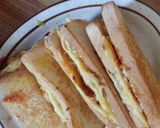 Foto langkah ke 6 dari resep Roti John Sederhana.