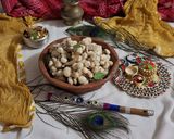 A picture of step 5 of Janmashtami special prasad bhog - Makhana Paag.