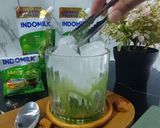 Foto langkah ke 2 dari resep Silken Tofu Matcha Latte.