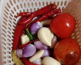 Foto langkah ke 3 dari resep Pecak Ikan Asap Santan khas Pekalongan.