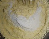 Foto langkah ke 2 dari resep Marmer cake.