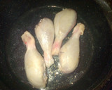 Foto del paso 2 de la receta: Guiso de arroz con patas de pollo