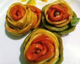 A picture of step 2 of Tricolor sweet rose.