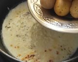 ક્રીમી ચીઝી બેબી પોટેટો ઈન વ્હાઈટ સોસ (Creamy Cheesy Baby Potato In White Sauce Recipe In Gujarati) રેસીપી સ્ટેપ2ફોટો