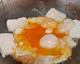 Foto langkah ke 3 dari resep Telur Tahu Saus Tiram.