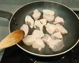 Foto del paso 6 de la receta: Crema de espinacas, merluza y coles de Bruselas