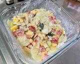 Une image de l'étape 11 de Salade de concombre et tomates à l’ananas, crème et oignon doux.