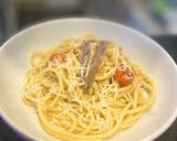 A picture of step 8 of Anchovy and tomato bucatini pasta.