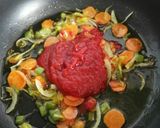 Foto del paso 5 de la receta Merluza en salsa de tomate y chocolate