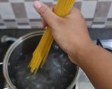 Foto langkah ke 1 dari resep Spaghetti Chilli Oil.