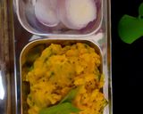 A picture of step 6 of Maharashtrian Besan pitla.