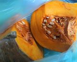 Foto langkah ke 1 dari resep Pumpkin Nama Chocolate.