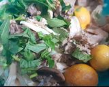 A picture of step 5 of Banh Uot with Chicken and Offal.