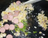 Foto langkah ke 6 dari resep Spaghetti goreng bekal anak.
