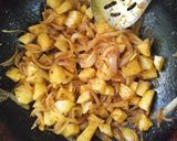 बटाटा भाजी (Batata Bhaji Recipe In Marathi) रेसिपी स्टेप 7 फोटो 