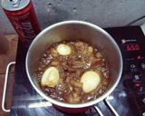 Hình bước làm 2 của món Thịt kho coca Hawaii (không nước mắm 😄😄)