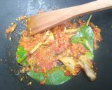 Foto langkah ke 3 dari resep Ayam Suwir Bumbu Bali.