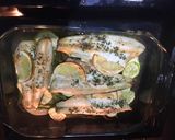 Foto del paso 5 de la receta: Lubina al horno calabacín y espárragos trigueros