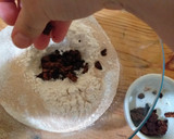 Foto del paso 1 de la receta: Pan amasado con chicharrones