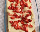 صورة لخطوة 2 من وصفة طبقات الوافل 🧇 مع الكاسترد والفراولة🍓