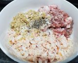Hình bước làm 1 của món Bún riêu tôm thịt