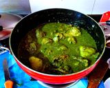 A picture of step 6 of Murgh Hariyali.