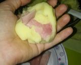 Foto del paso 6 de la receta: Bomba de papas rellenas de jamón y queso!!!