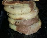 A picture of step 14 of Marble Lava Biscuits.