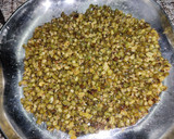 મસાલાવાળા તળેલા મગ(masala mug in Gujarati) રેસીપી સ્ટેપ1ફોટો