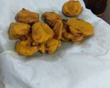 A picture of step 6 of Pyaz ki pakori.