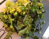 Une image de l'étape 5 de Salade de laitue frisée, trévise et tomate cœur de bœuf.