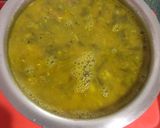 A picture of step 4 of Palak dal.