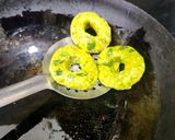 A picture of step 6 of Fresh Green Chana Tuver Vada.