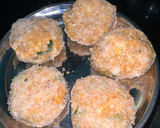 முட்டை கட்லெட் (Muttai cutlet recipe in tamil) ரெசிபி ஸ்டேப் 6 புகைப்படம்