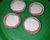 Foto langkah ke 4 dari resep Bolu kukus semangka.