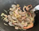 Foto langkah ke 1 dari resep Udang Lada Pedas(simpel).