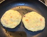 Foto del paso 7 de la receta: Arepas de queso y patata