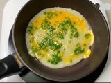 Bánh bột mì rán trứng