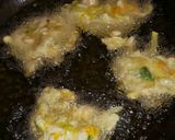 A picture of step 4 of Sciuri sciurilli - Zucchini Blossom Fritters.