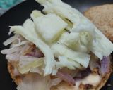 Foto del paso 6 de la receta: Sándwich🥙de cebolla caramelizada🧅queso🧀y miel🧅🧀🍯
