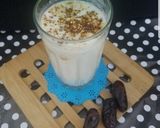A picture of step 5 of Nutty milk &dates smoothie.