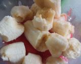 صورة لخطوة 1 من وصفة سموثي البطيخ الاحمر🍉 والموز🍌