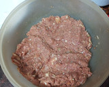 Foto del paso 5 de la receta: Bocadillo de albóndigas con chistorra y queso