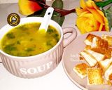 A picture of step 1 of Sweet Corn vegetable clear soup and creamy soup.