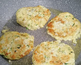 Foto del paso 4 de la receta: Hamburguesas de calabacín y queso