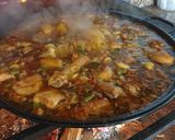 A picture of step 5 of Valencian Paella with Meat Cooked Over Wood Fire.