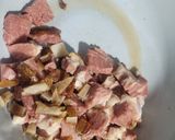 Foto del paso 1 de la receta: Arroz con maíz y lomo de cerdo ahumado