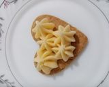 Pas rețetă Prăjituri cu miere și cremă 5 fotografie