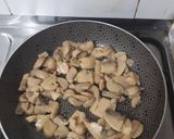 Foto del paso 2 de la receta: Tortilla de pollo con champiñones