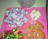 Foto langkah ke 1 dari resep Tumis bawang teri.